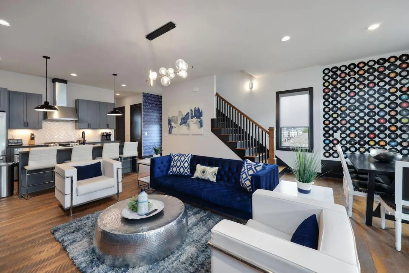 Two Townhomes Blue Dreams And Rustic Elegance 纳什维尔 0*,  美国