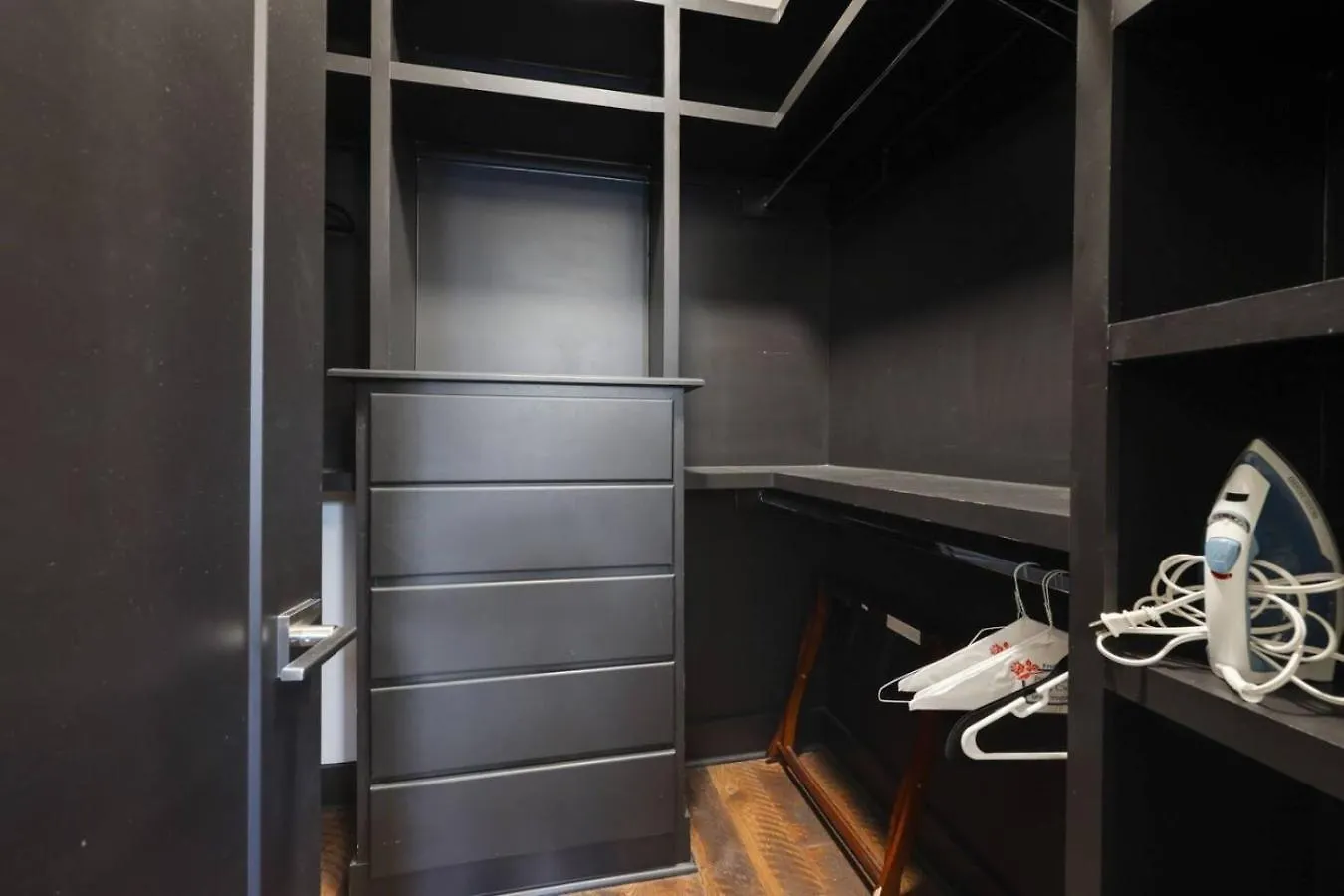 Two Townhomes Blue Dreams And Rustic Elegance 纳什维尔 0*,